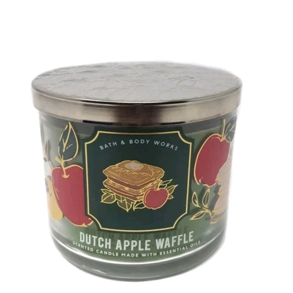 Bath & Body Works Dutch Apple Waffle Scented Candle - Picture 1 of 2